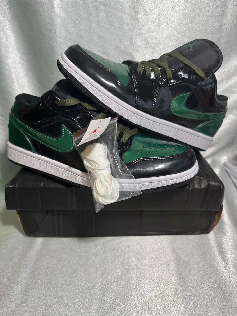 New!🔥Jordan Low-Top Sneakers in Metallic Patent Black & Green Leather!🔥